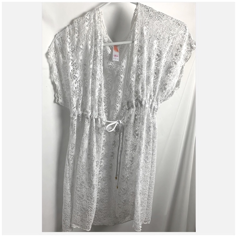 Lace Cover Up for Bikini /swimsuit for Women. White.